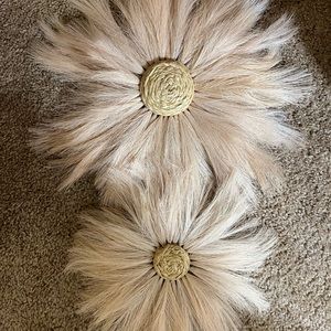 Feather flower wall decor
